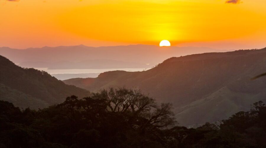15 Best Costa Rica Hikes And Multi-Day Hiking Treks